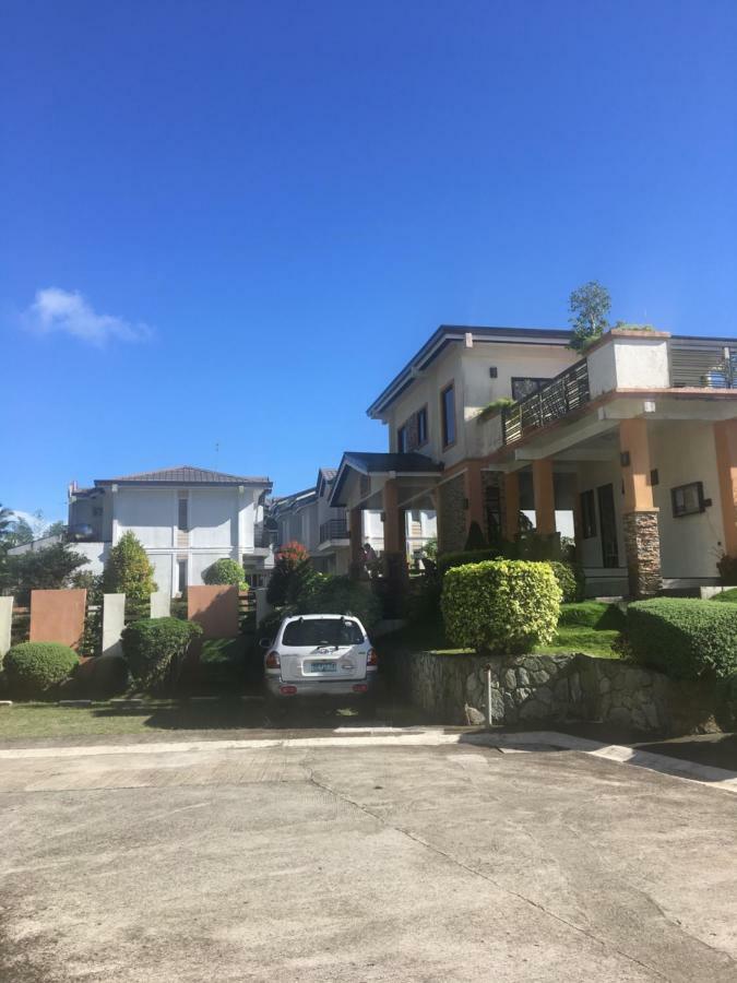 Tagaytay Hampton Villa Tagaytay City Екстериор снимка
